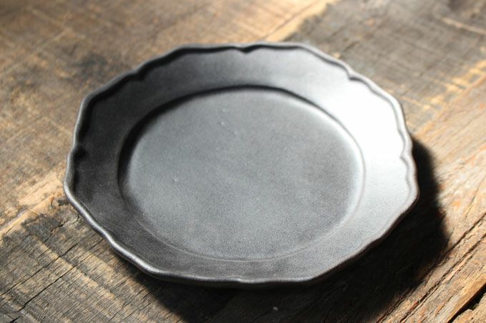 益子焼・フリルケーキ皿/おしゃれなカフェ風小皿(17cm) わかさま陶芸 