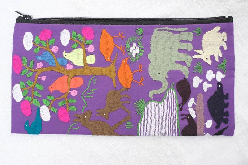 モン族刺繍ポーチ紫