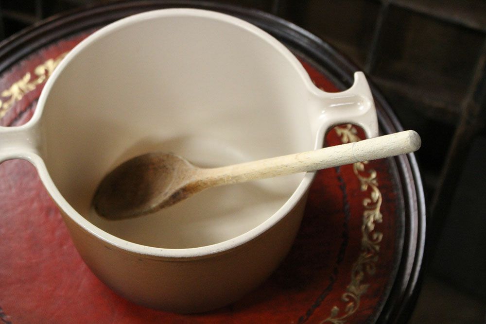 ヴィンテージ ウッドスプーン 現代でもイギリスの家庭でキッチンツールとして長く愛されている料理用の木のスプーン