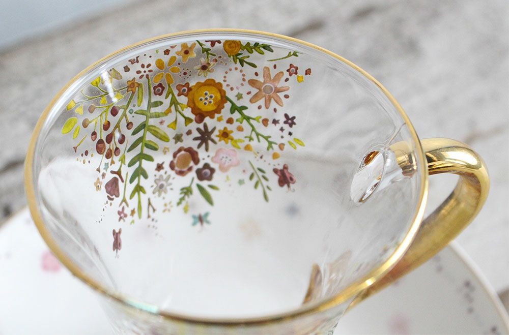 ブルームガラスカップ＆ソーサー 色とりどりの花々が美しく咲き誇るガラスと磁器04