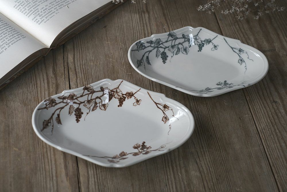 初期の磁器製のラヴィエ STUDIO M'(スタジオエム)/ヴィーニュプレートS 洋皿 ラヴィエ 磁器