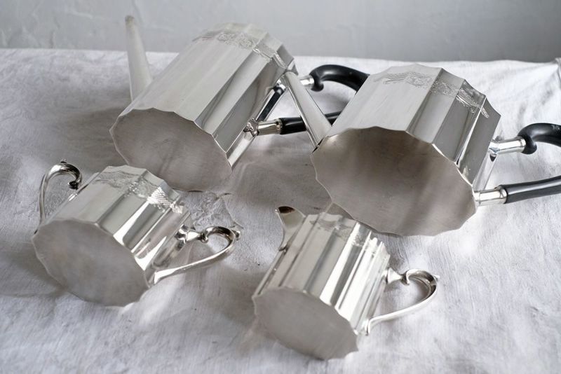 アンティークシルバープレートティー4点セット（Lunt Silversmiths