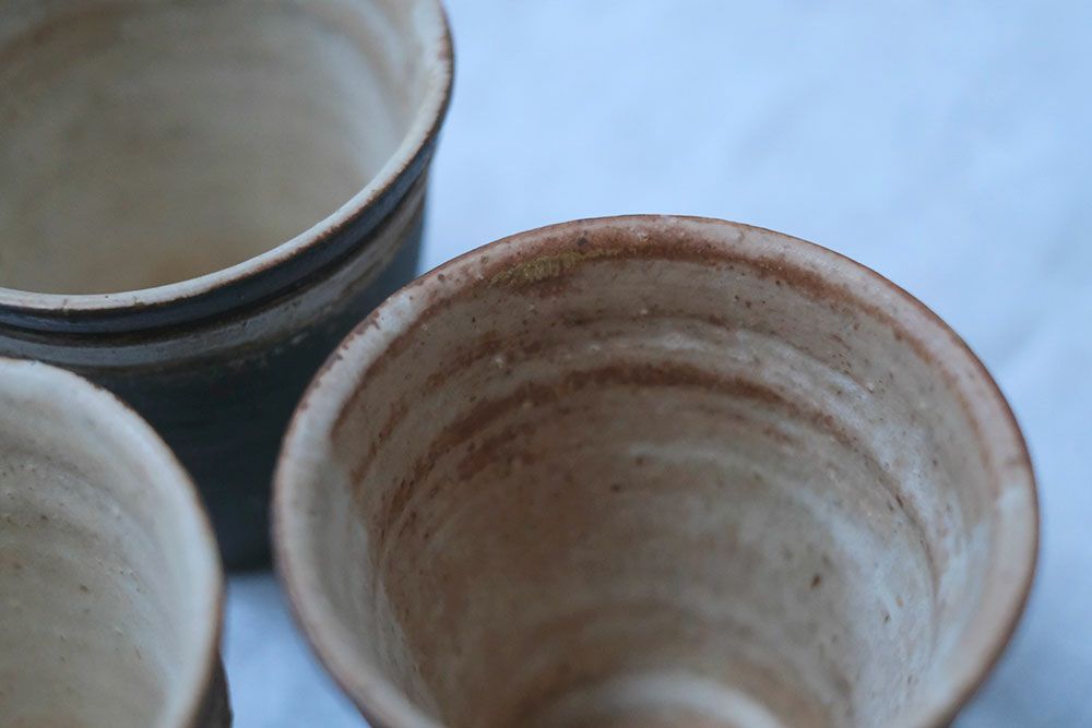 三つ足お皿 作家作品 大１個小5個 再お値下げしま 三つ足お皿 作家作品 大1個小5個 再お値下げしま