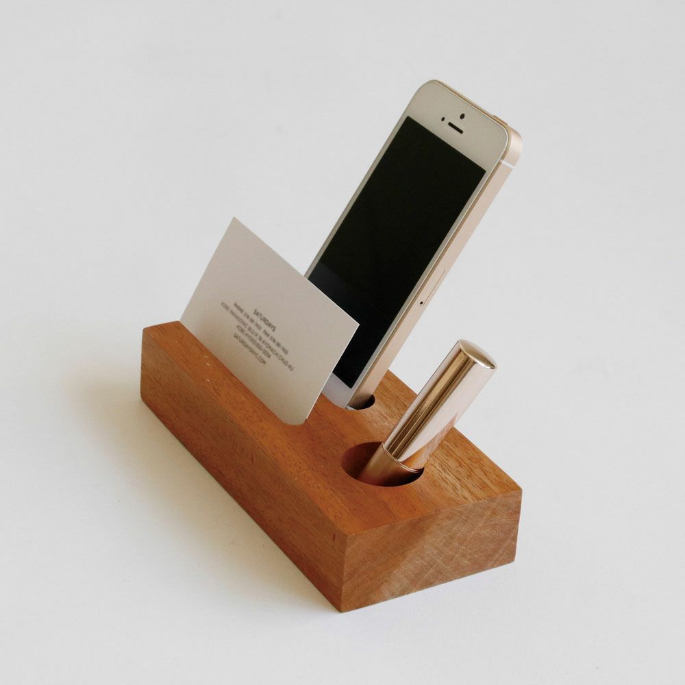 落ち着いた和のスマホスタンド。ゆらりトンボ、ペン立て付き。竹工芸、手作り。 落ち着いた和のスマホスタンド。ゆらりトンボ、ペン立て付き。竹