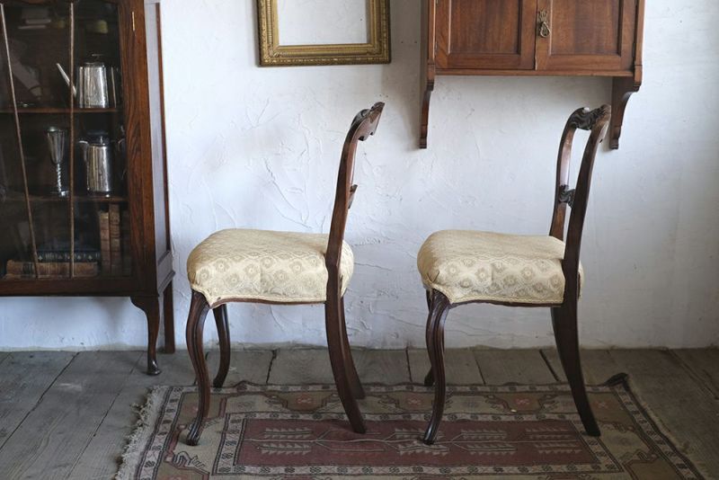 フランスの古い客椅子