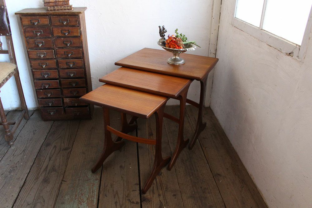 ヴィンテージ G-PLANネストテーブルA イギリス ローテーブル3つセット サイドテーブル/アンティーク家具