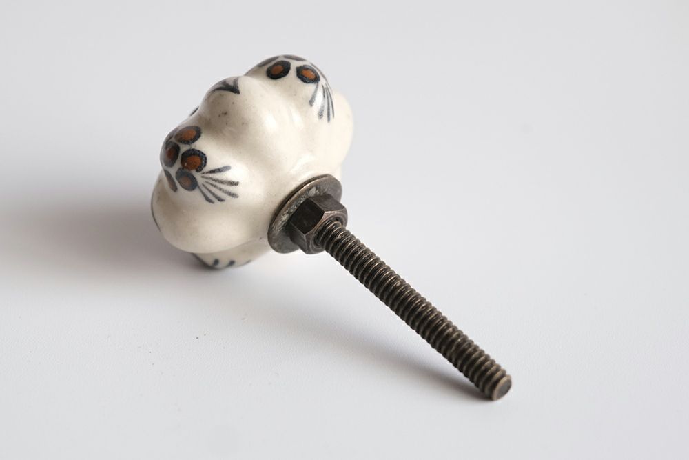 フランス　アンティーク　家具　ドロワー　取っ手　DIY 陶器　パーツ アンティーク家具 和製アンティーク 檜材製12杯引き出し