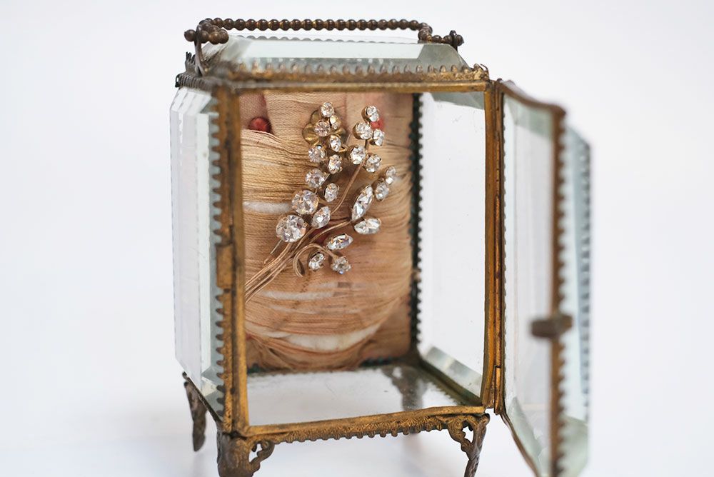 アンティークジュエリーボックス内部