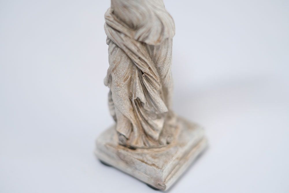 勝利の女神ニケ