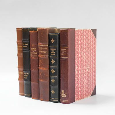 アンティーク　洋書 イギリス 本 1947年 洋書古書 1947年発行 儚げな雰囲気がとても素敵なドイツの