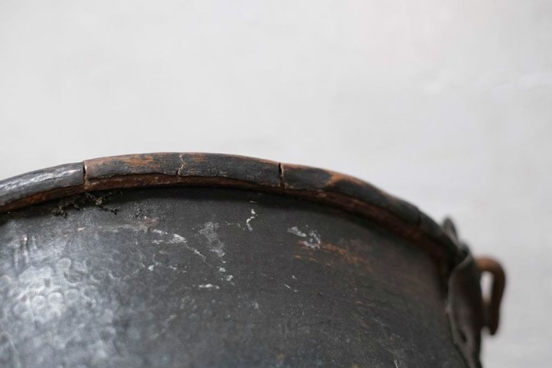 アンティーク銅鍋表面