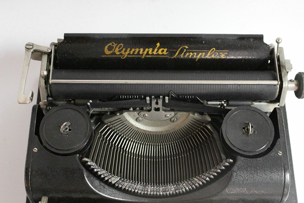 アンティーク タイプライターOLYMPIA SIMPLEX ドイツ タイプライター界 