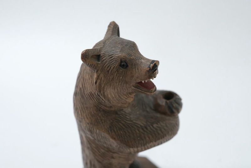 ヨーロッパのアンティーク木彫り熊かわいい
