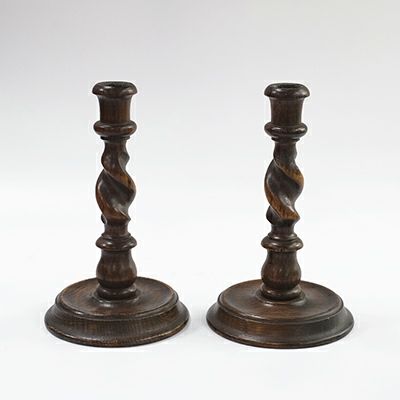 英国のアンティークキャンドルスタンド