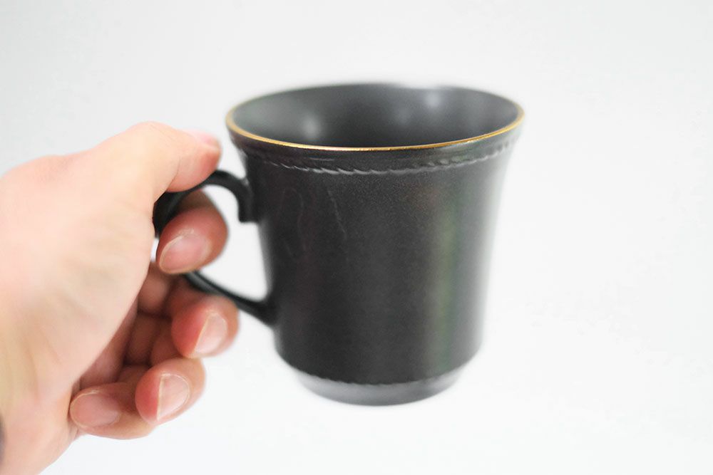 美濃焼 ステッチマグカップ 赤土に鉱物感のある釉薬をまとわせたコーヒーカップ09