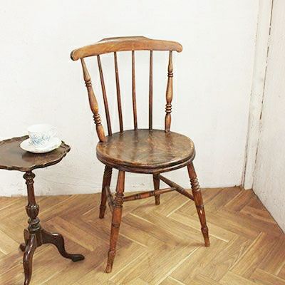 アンティークショップ