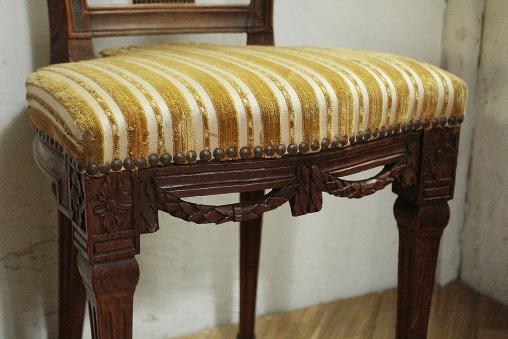 アンティークチェア/ルイ１６世様式 フランス カービングの素敵な椅子05