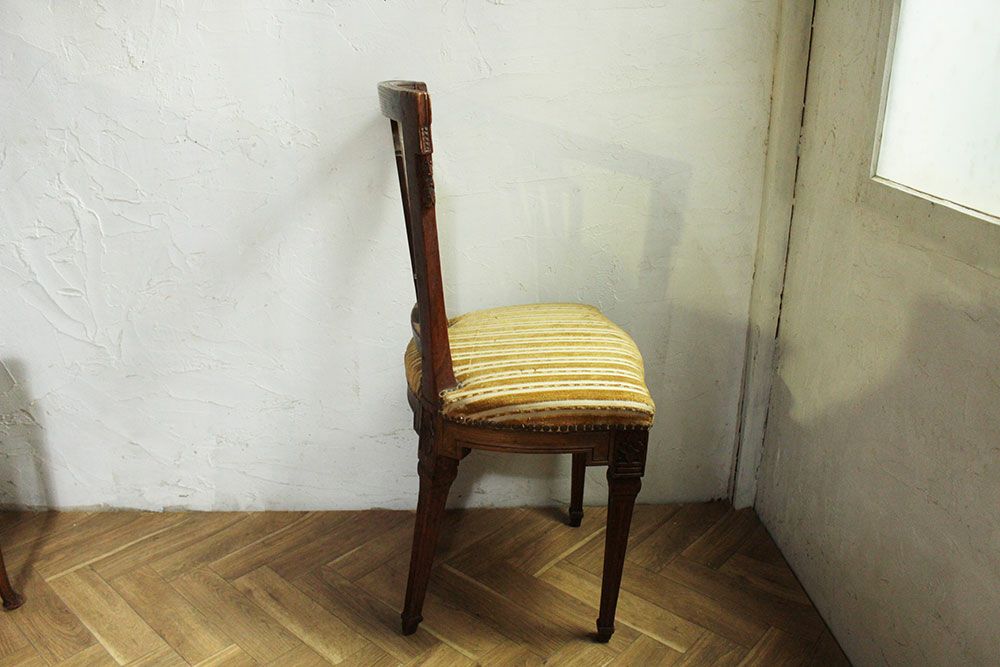 アンティークチェア/ルイ１６世様式 フランス カービングの素敵な椅子06