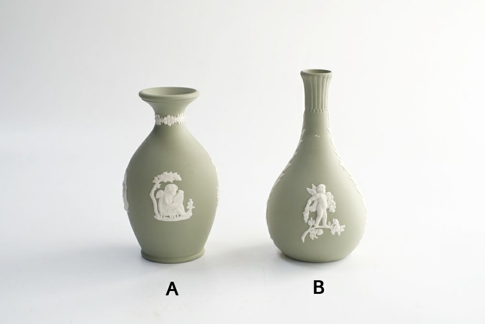 ヴィンテージ WEDGWOODジャスパー フラワーベース グリーン天使