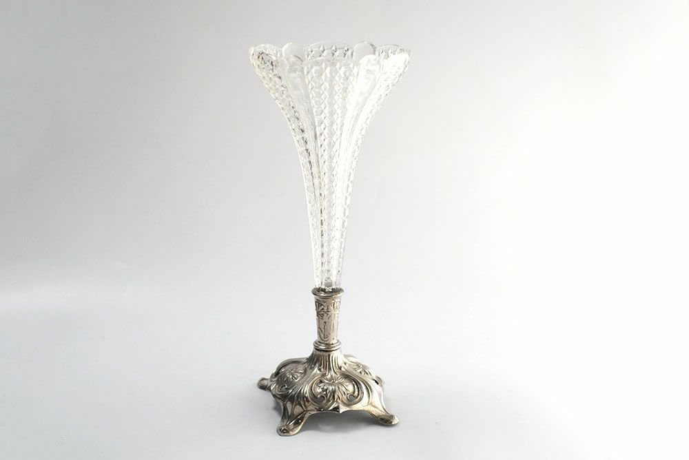 アンティーク一輪挿し 銀とガラスのイパーン 花瓶 卓上を彩る専用花器