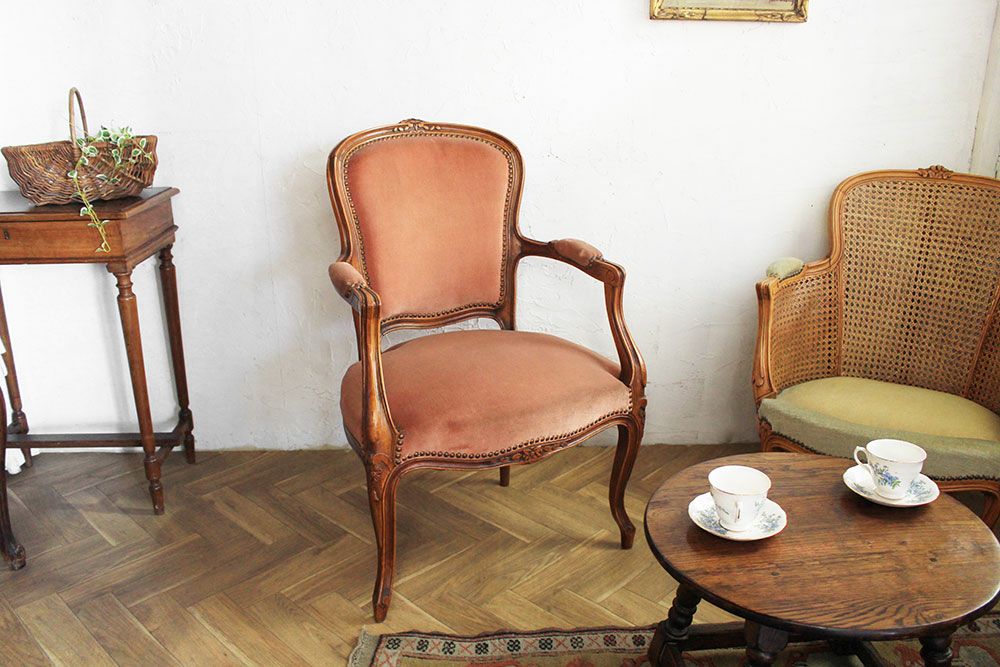 アンティークサロンチェア ルイ15世様式 ピンク 肘掛け椅子 アームチェア01
