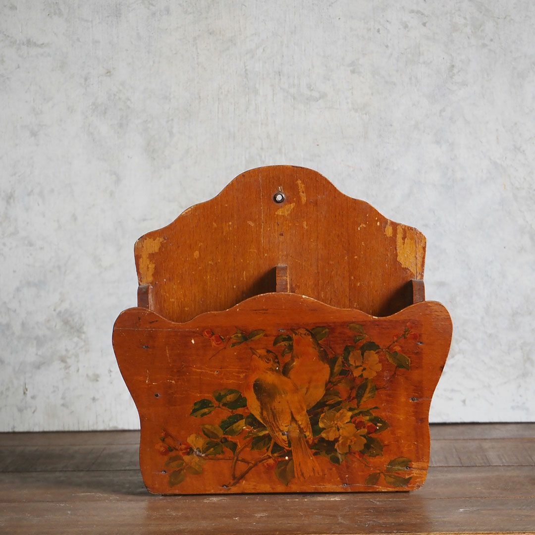 木製のアンティークレターラック