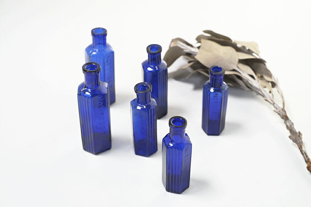 アンティーク薬瓶/ポイズンボトル コバルトブルーの薬品小瓶