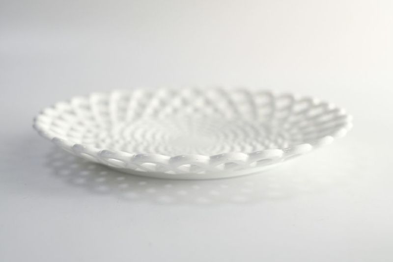 フランスアンティーク・パニエ皿　白いパニエプレート　直径21.5cm