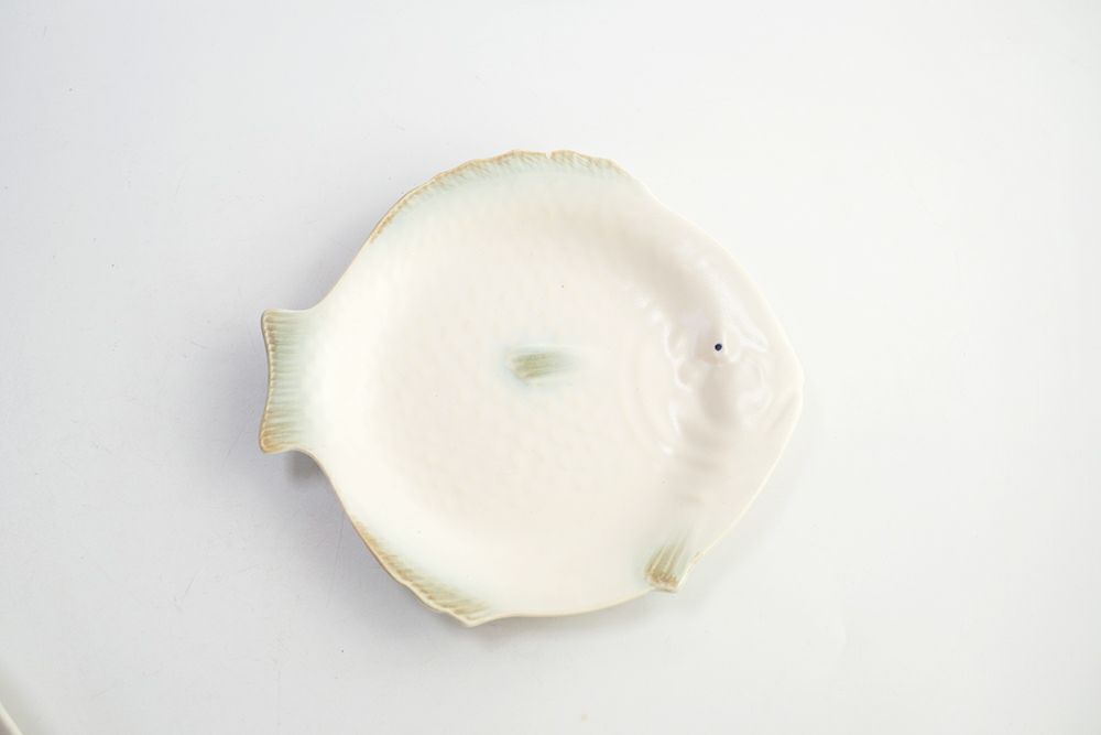 ヴィンテージ皿 子魚陶器