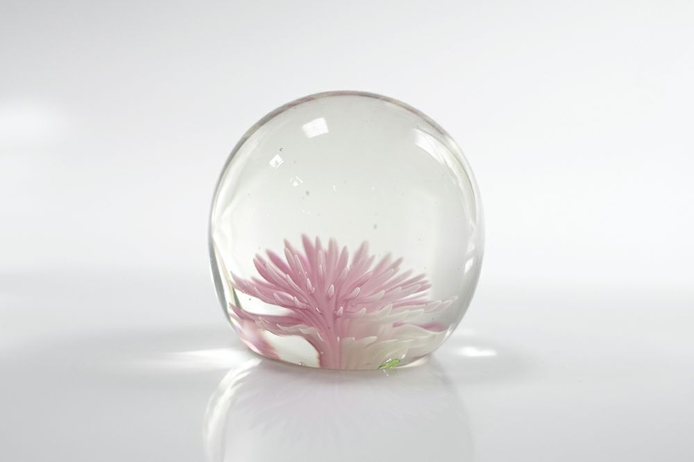 ヴィンテージガラスペーパーウェイト 美しいガラス細工の花の通販 ...