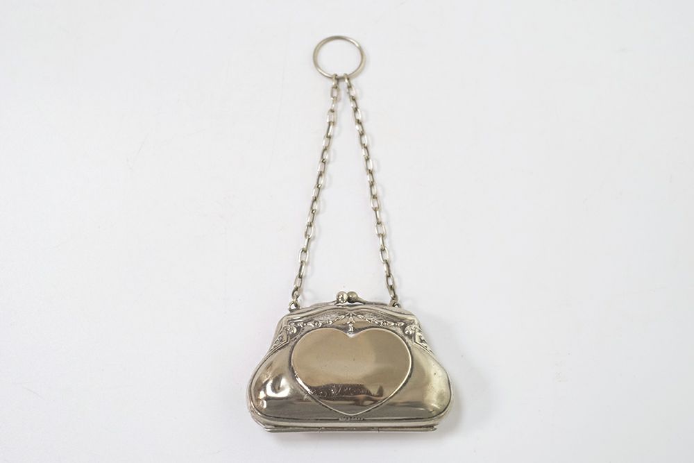 アンティーク小さな銀の財布バッグ型