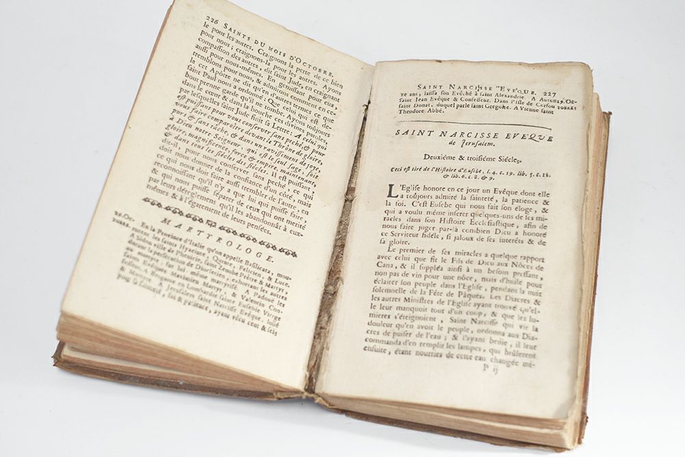 1700年代のアンティークブック