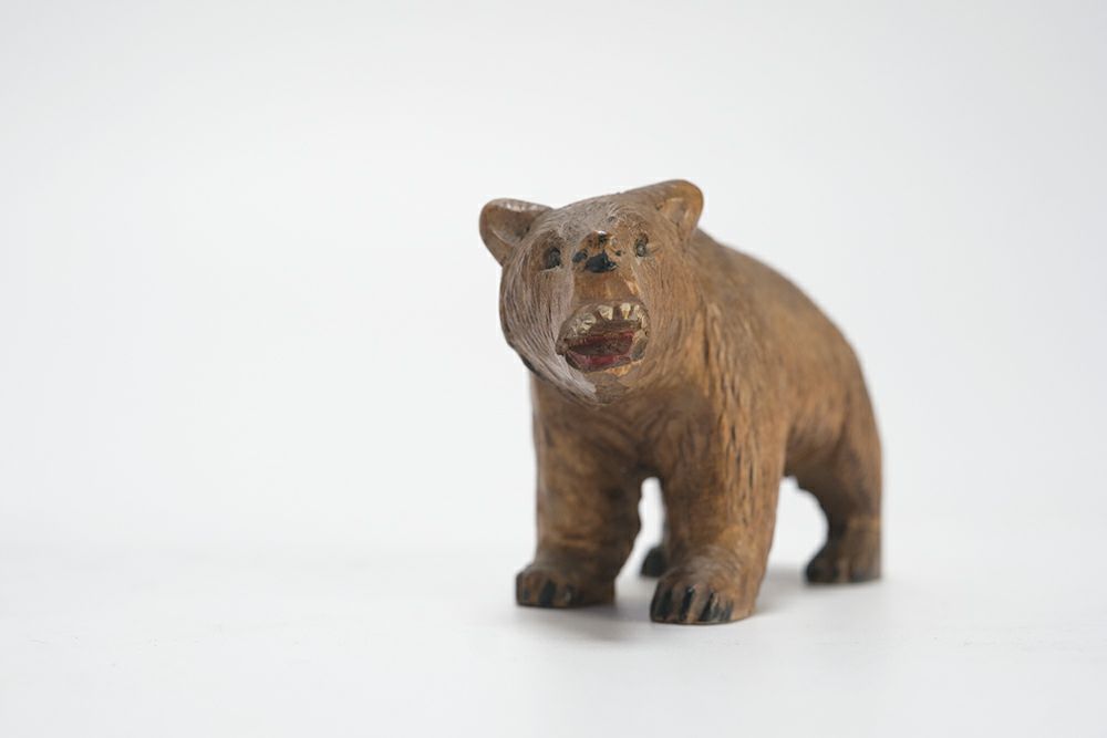スイス製アンティーク木彫りの熊3