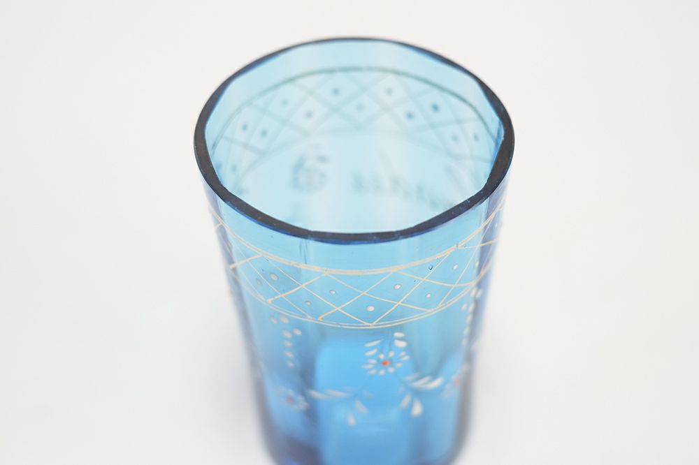 青いアンティークエナメルグラス2