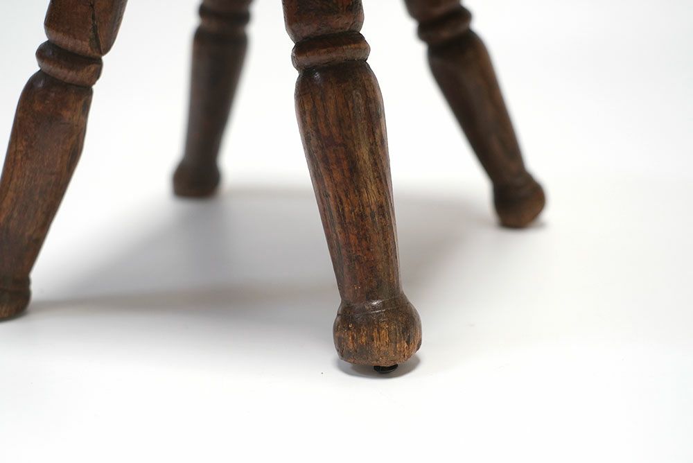 アンティーク小さな低めのスツール イギリス 木製足