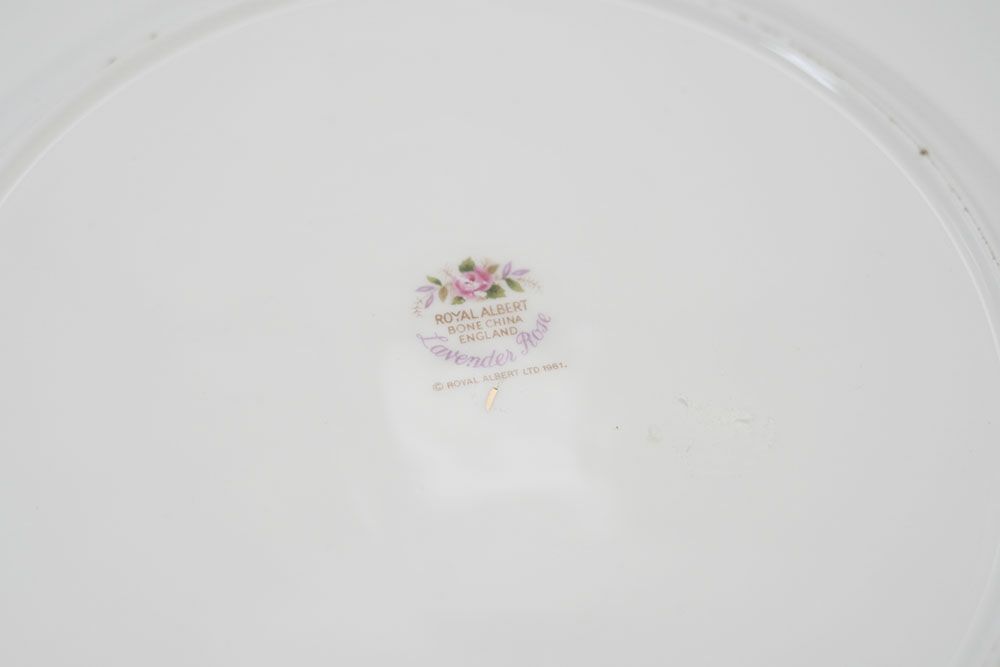 ヴィンテージ Royal Albertディナープレート/lavender rose イギリス　ロイヤルアルバート 食器バックスタンプ