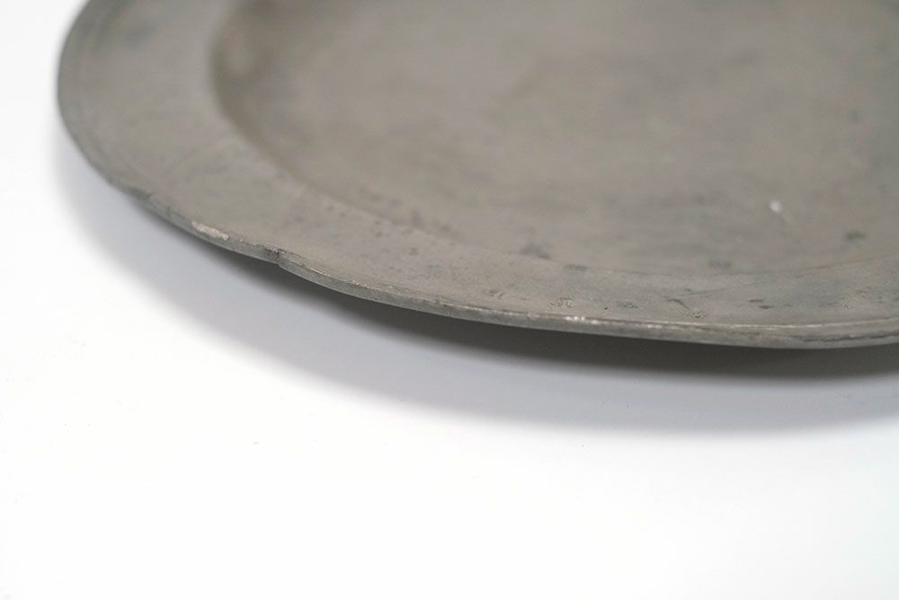 アンティークエタンプレート フランス 丸い形のフランス19世紀の錫製皿6