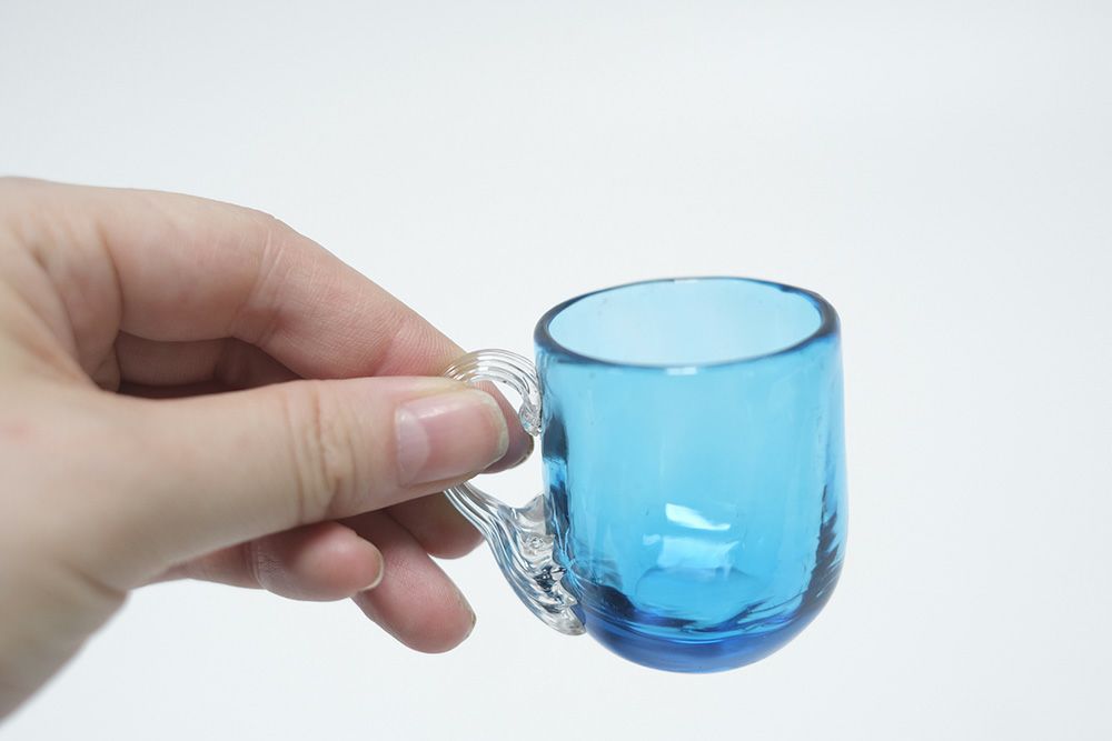 アンティーク 小さなガラスコップ 青 フランス2