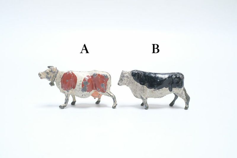 ヴィンテージ牛のオブジェ イギリス 鉄製の小さな置物の通販 
