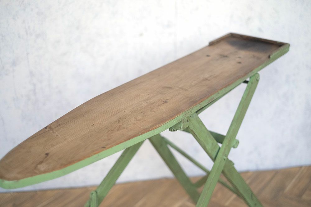 アンティークアイロン台 グリーンペイント 木製折り畳み式アイロン 
