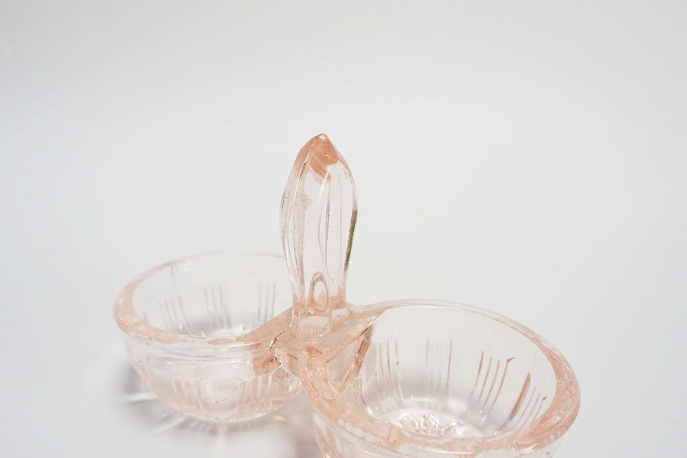 アンティーク サリエール （塩入れ）フランス ピンクの小さなガラス製スパイスディッシュ2
