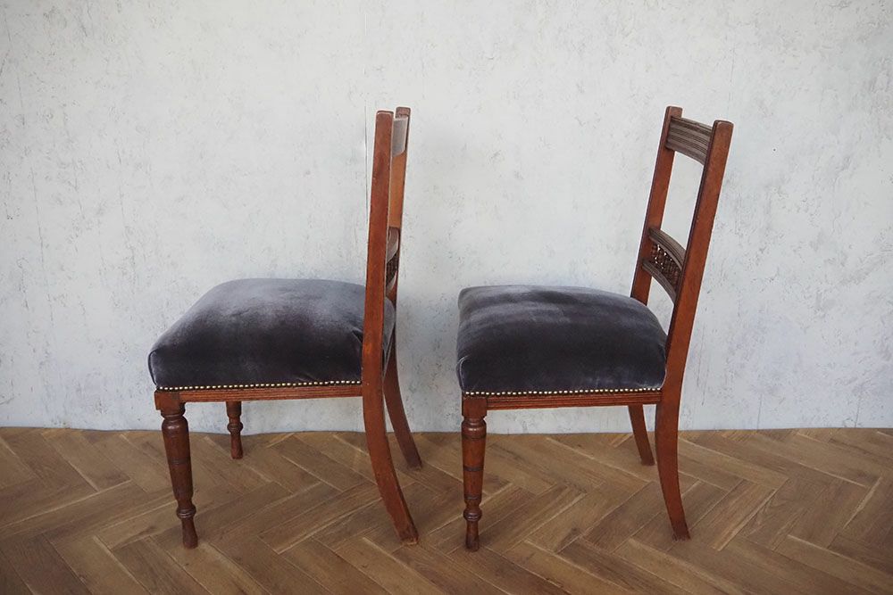 アンティークチェア マホガニー フランス バックレストの優雅な装飾の椅子03