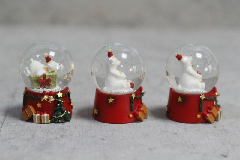 レトロ　置物　スノードーム　2個セット 楽天市場】クリスマス スノードーム 屋 LEDライト付き 光る 雪が