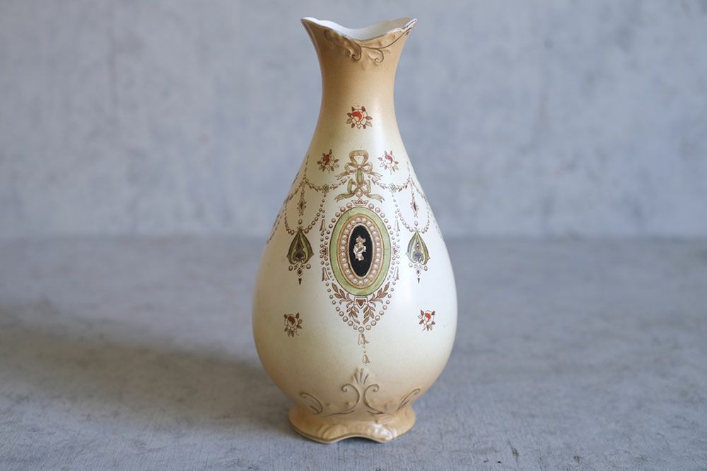 アンティークフラワーベース イギリス CROWN DEVON 陶器の花瓶1