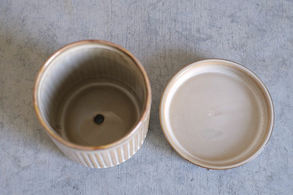 陶器のプランターポット ストライプ ベージュ 鉢植え 手作りの風合いが素朴で味わい深い植木鉢3