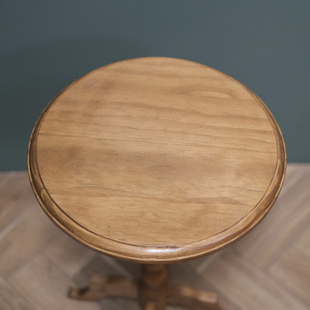 素朴なパインのオケージョナルテーブル 花台 サイドテーブル