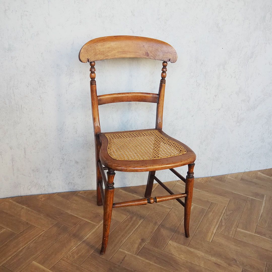 アンティーク ケーンシートチェア フランスの椅子 ラタンで編みの座面