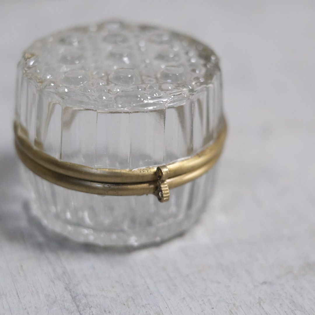 真鍮とガラスの小物入れ アクセサリーケース/ラウンド