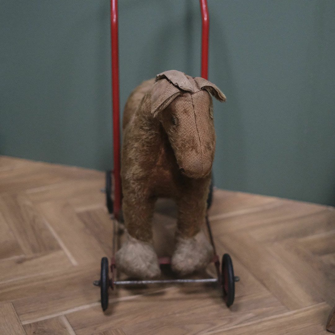 アンティーク チャイルドトイホースウォーカー イギリス 仔馬の幼児用手押し車 玩具