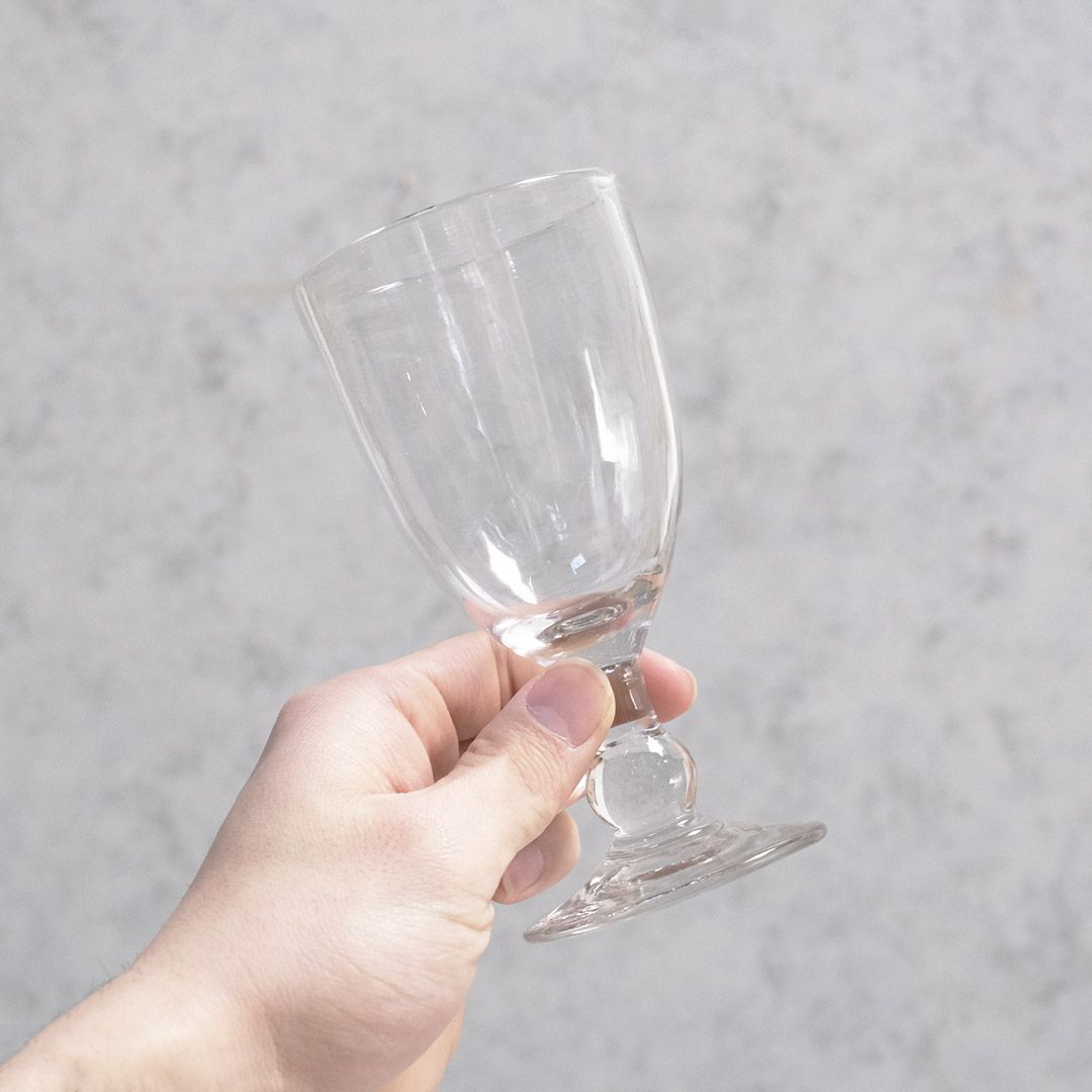 アンティーク 手吹きのビストログラス 1800年代 ワイングラス1